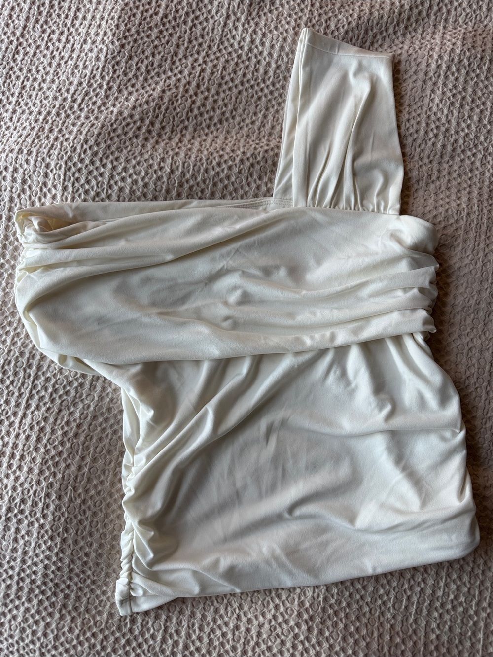 Abercrombie & Fitch Off-White One-Shoulder Draped Women’s Top